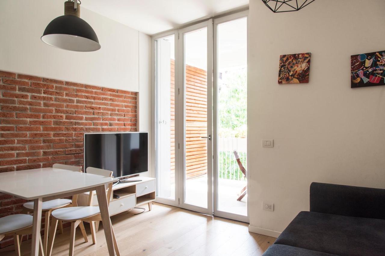 Youhosty - Monviso 32 Apartment Milan Exterior photo